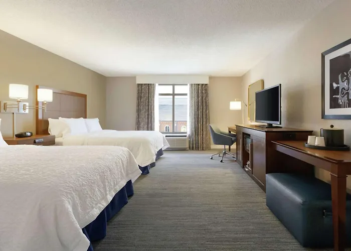 Hampton Inn & Suites Nashville-Downtown