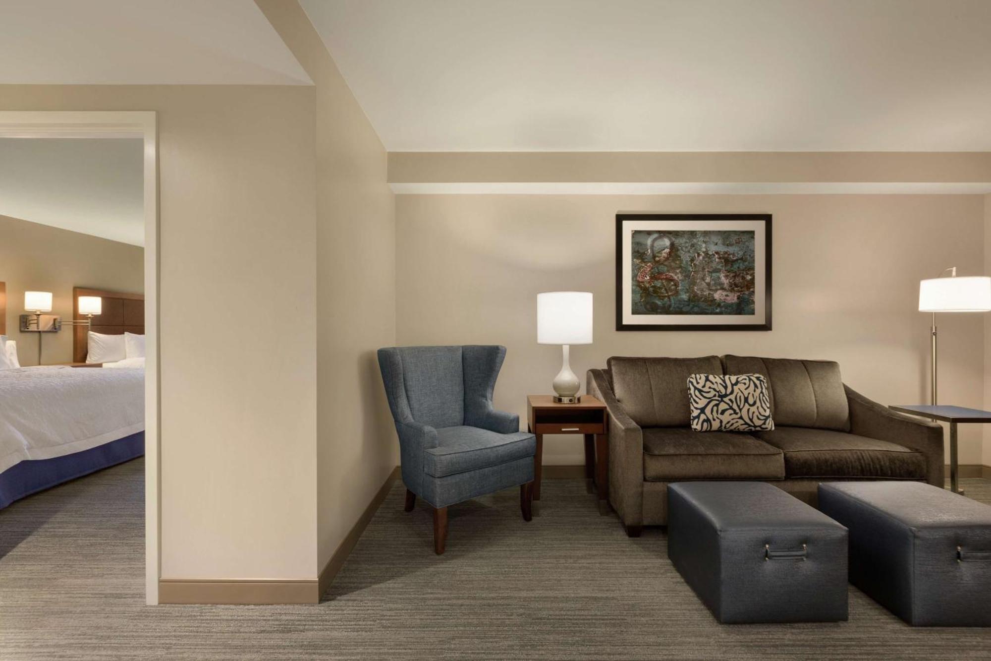 Hampton & Nashville-downtown Hotel 3*